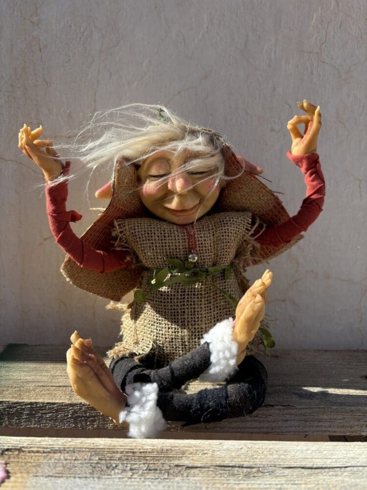 Gobelin de méditation - Figurine artisanale pour absorber les pensées chaotiques – Image 2
